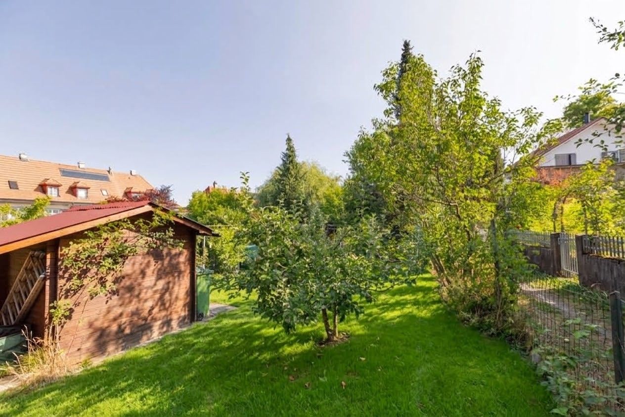Garten Mit Obstbäumen